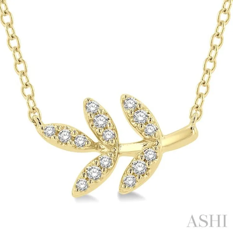 1/10 ctw Leaf Motif Round Cut Diamond Petite Fashion Pendant With Chain in 10K Yellow Gold