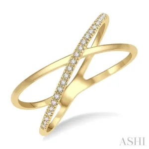 1/10 Ctw Wide Split Round Cut Diamond Twist Ring in 10K Yellow Gold