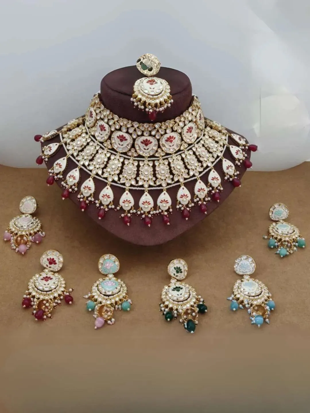 Antique Royal Kundan Bridal Choker Necklace