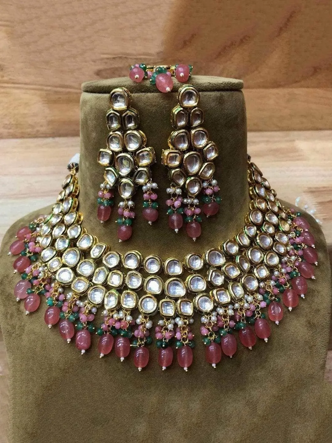 Big Flower Kundan Moti Necklace