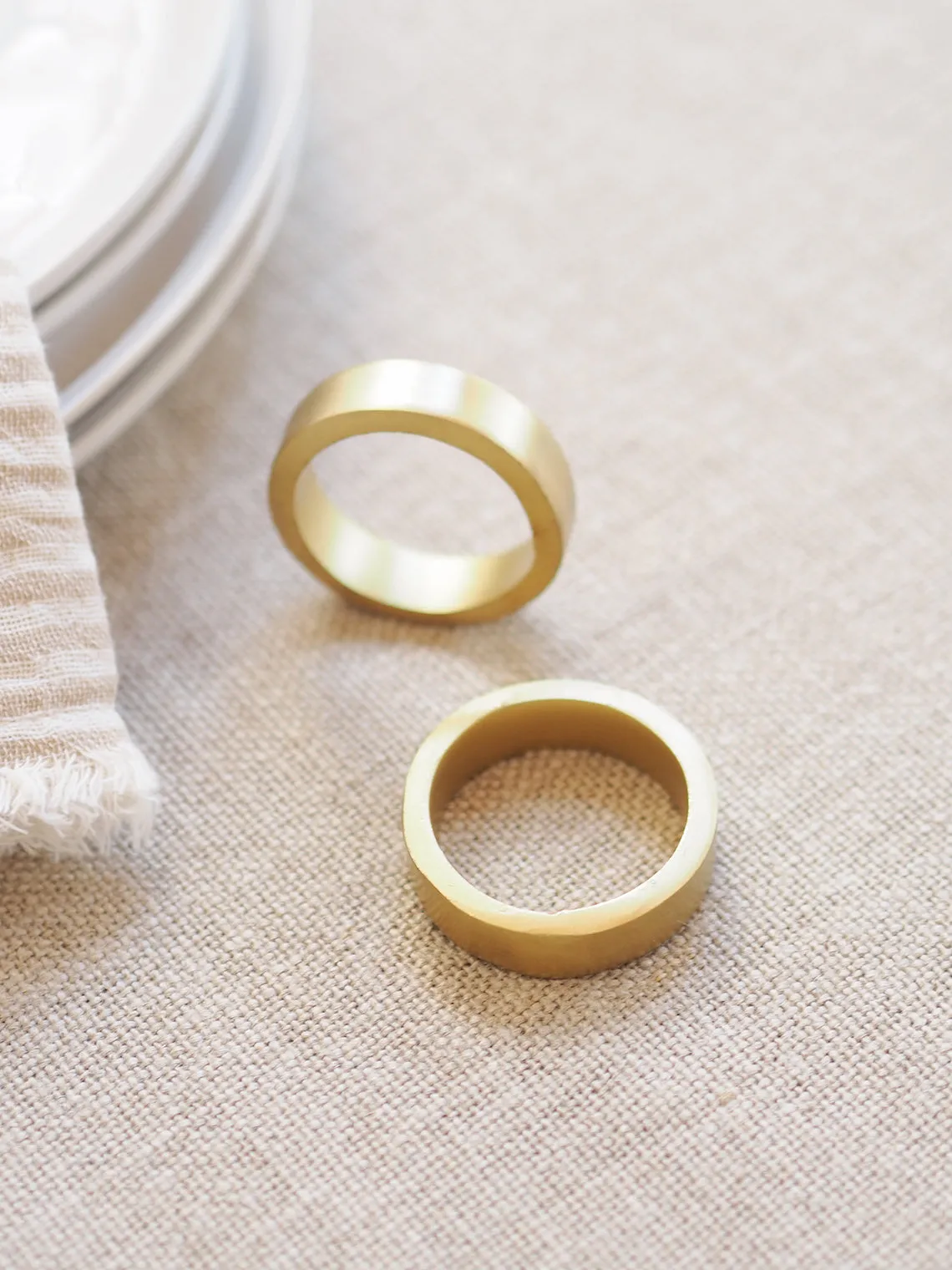 Briar Gold Napkin Ring