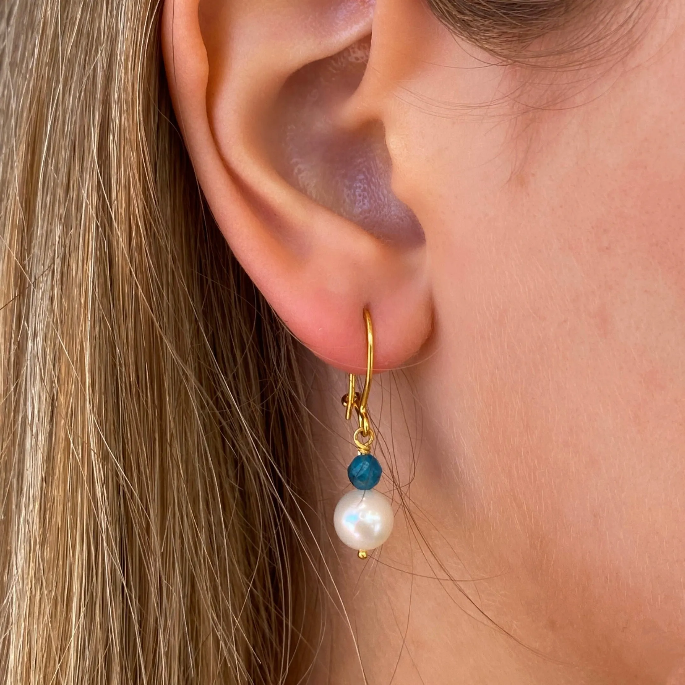 Festival Pearl Apatite Earrings Gold