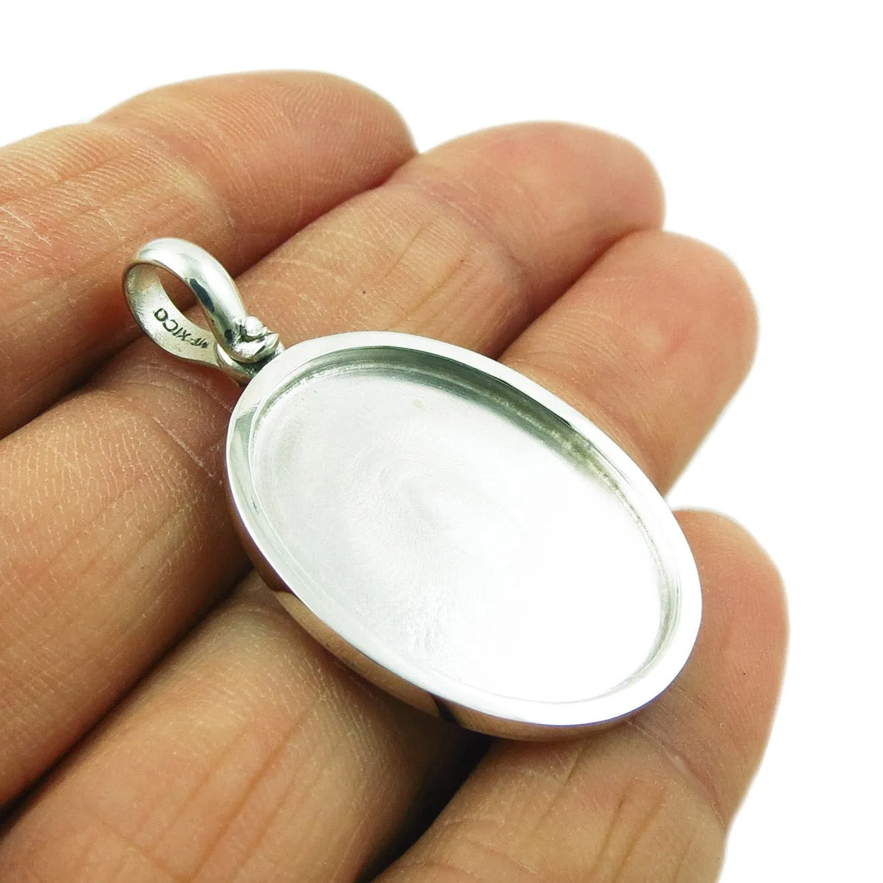 Locket Style 925 Sterling Silver Oval Pendant