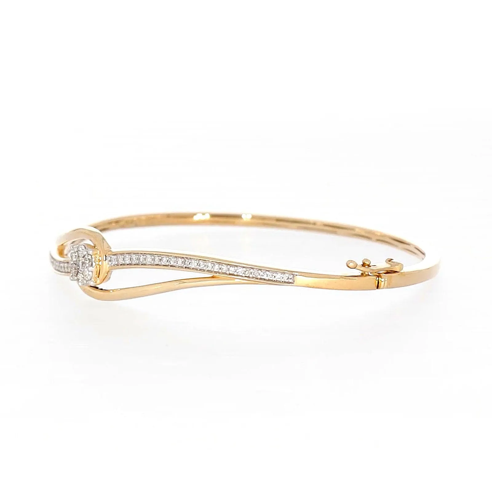 London 9ct Yellow Gold Round Brilliant Cut 1/2 CARAT tw of Diamonds Bangle