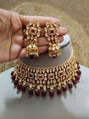 Marron Pearl Beeds Studded Kundan Choker