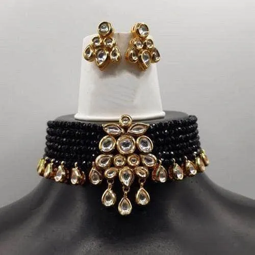 Onex Kundan Choker Necklace Set With Drops