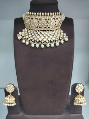 Pachi Kundan Studded Rajwadi Choker Necklace