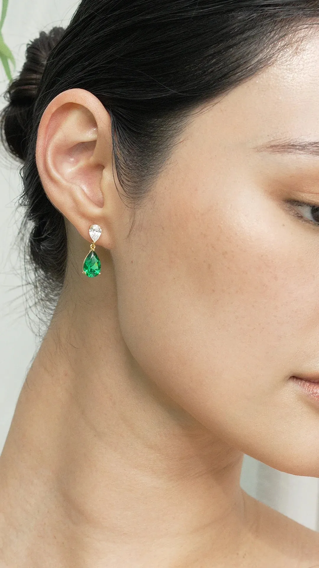 Pear Emerald Stone Earrings Gold Plating