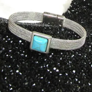 Silver Mesh Bracelet with Turquoise Accent