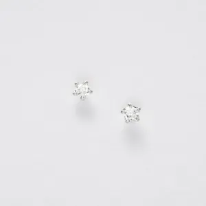 Silver Star Cubic Zirconia Ear Stud - Elegant and Versatile Accessory