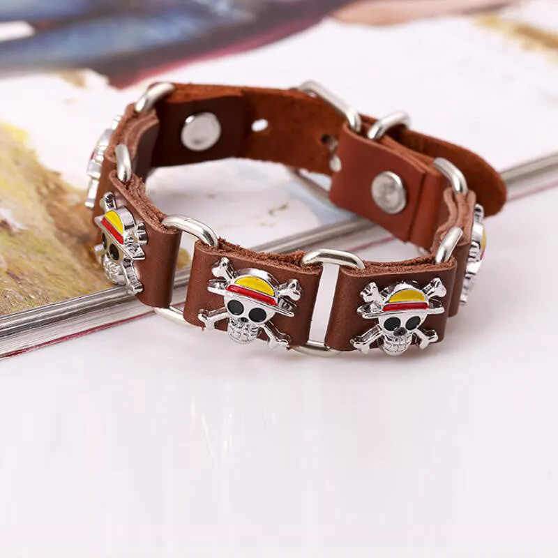 Surfer Genuine Leather Buckle Belt Men Bracelet ONE PIECE Cartoon SKULL Rivet Cuff Bracelets Cool Stainless Steel Link Bangles