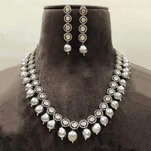 Victorian Round Baroque Necklace Set